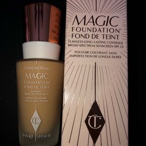CHARLOTTE TILBURY #8 NIB Magic Foundation❗️